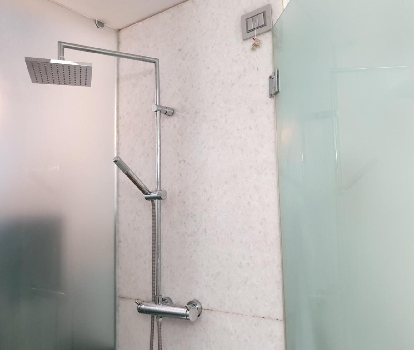 Loft Elegante In Centro In Zona Signorile - Davanti Metro Apartment Milan
