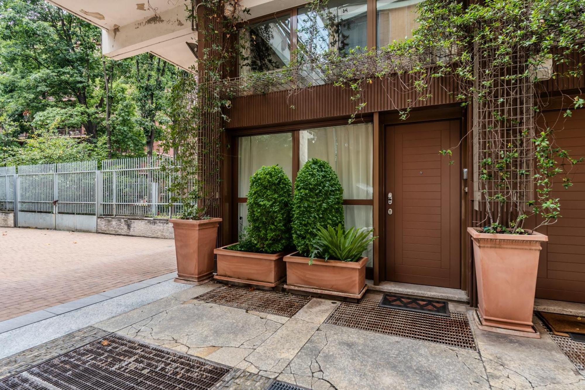 Apartment Loft Elegante In Centro In Zona Signorile - Davanti Metro